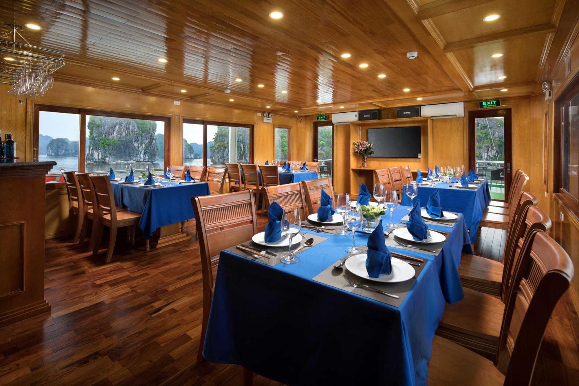 Venezia Boutique Cruises - Catba Island Hotel Chan Chau Exterior photo