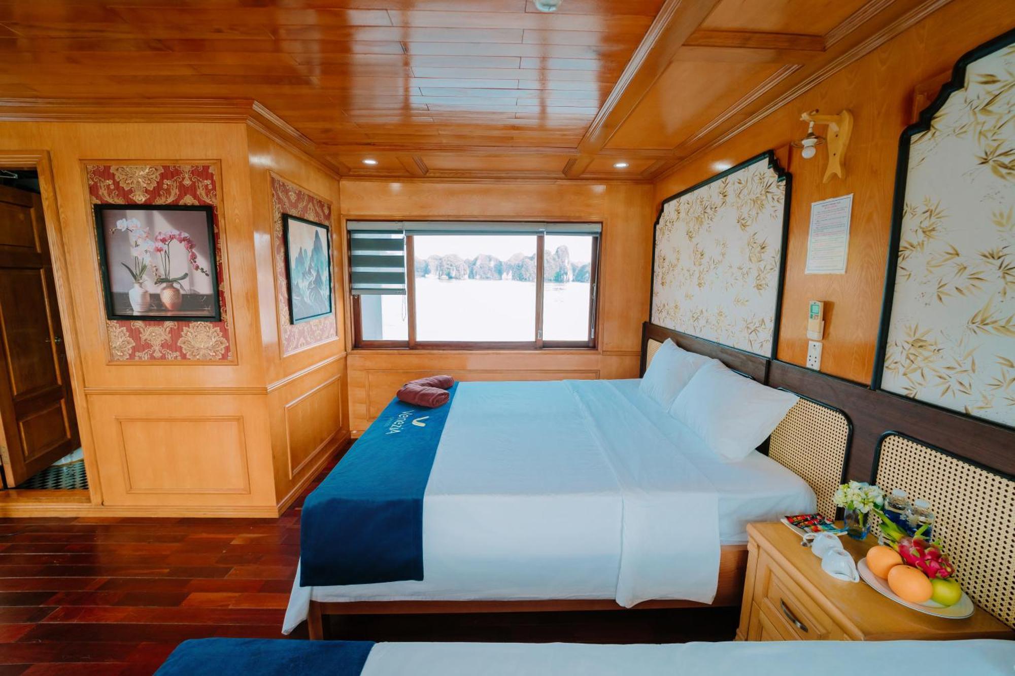 Venezia Boutique Cruises - Catba Island Hotel Chan Chau Exterior photo